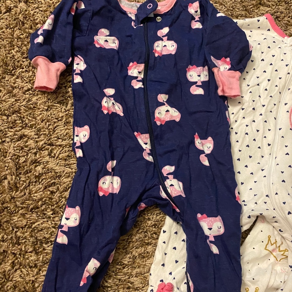 Baby pj’s - Picture 4 of 10